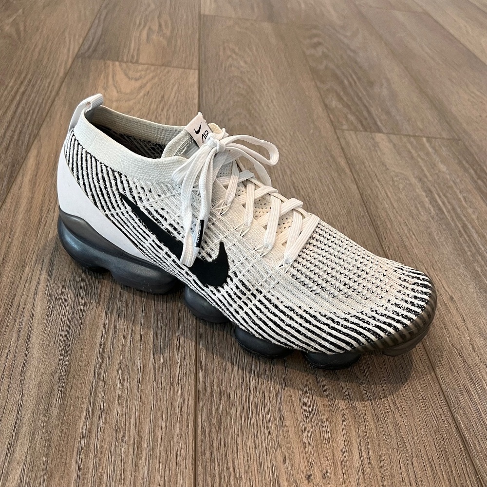 Nike Air Vapormax Flyknight 3 Oreo Size 12